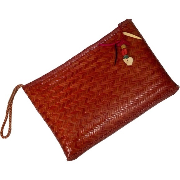 Vintage 70’s Handmade In The Philippines Bohemian Red Straw Clutch Bag Beads